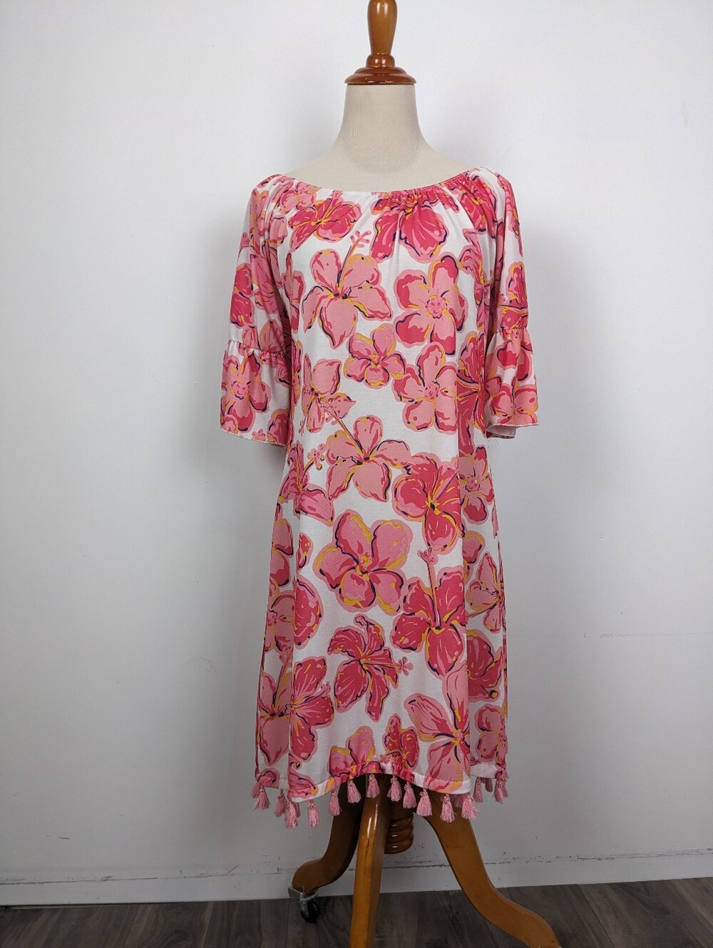Simply Southern Medium Pink Floral Tassel Relaxed Dress
